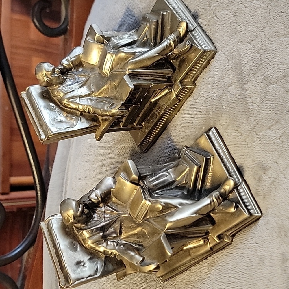 Vtg Cast Metal Bookends Philadelphia Manufacturing Thinking Scholar Book End Set